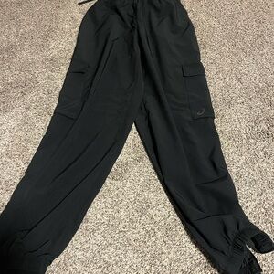ASICS women’s “windpants” xsmall